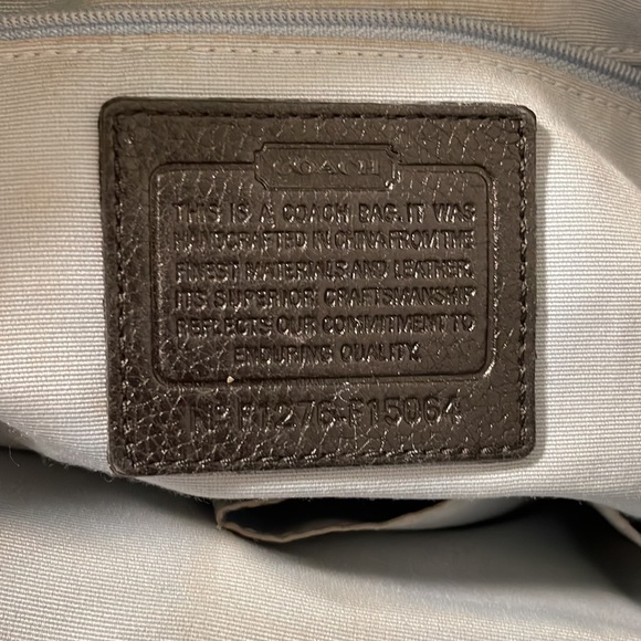 Authentic Coach purse, great condition, smoke free home! Make offer! - Picture 3 of 8